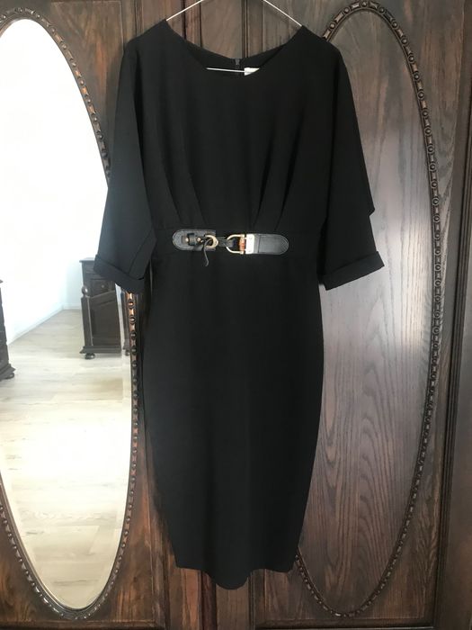 Rochie neagră, mulată, mărimea 38