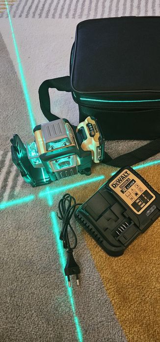 Лазерен нивелир DEWALT DW089LG 12V MAX 3 x 360 Green Line Laser.