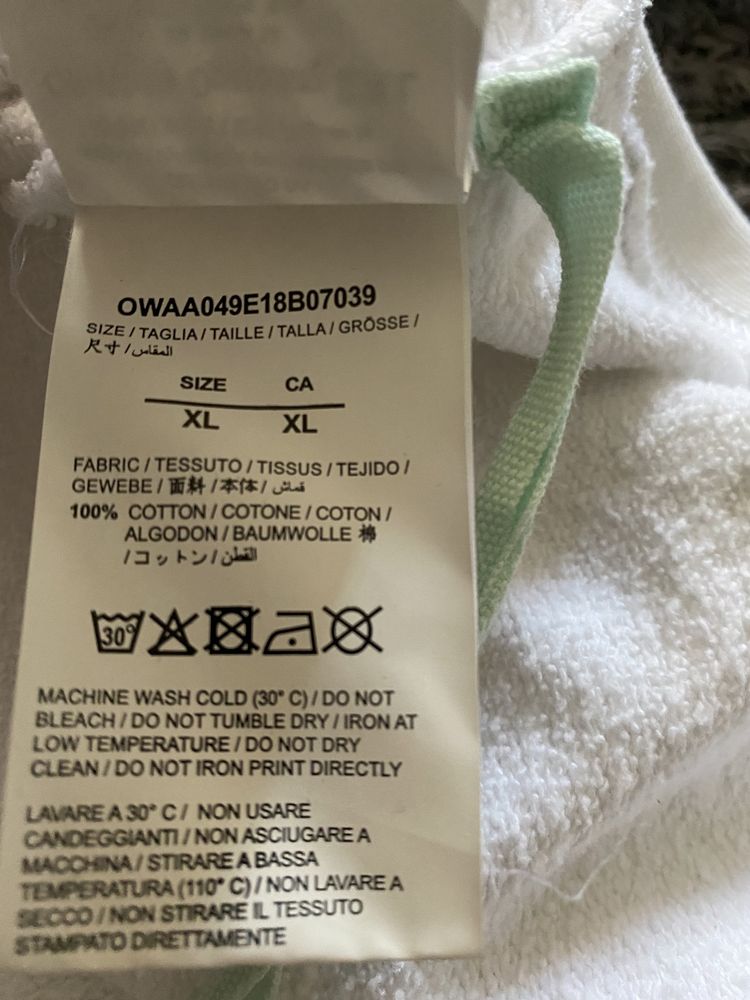 Off White Sweatshirt L