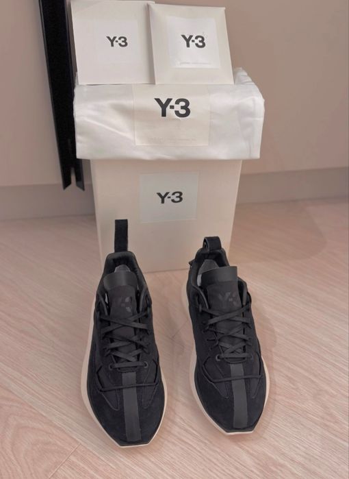 Adidasi Y-3 ,noi ,femei