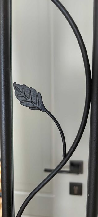 Огледало с рамка от ковано желязо