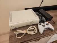 Xbox 360 Arcade cu NXE (New Xbox Experience) - complet functional
