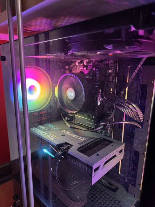 PC Gaming Ryzen 5 5600 + RTX 3060 12GB + 16GB RAM + 1TB SSD RGB