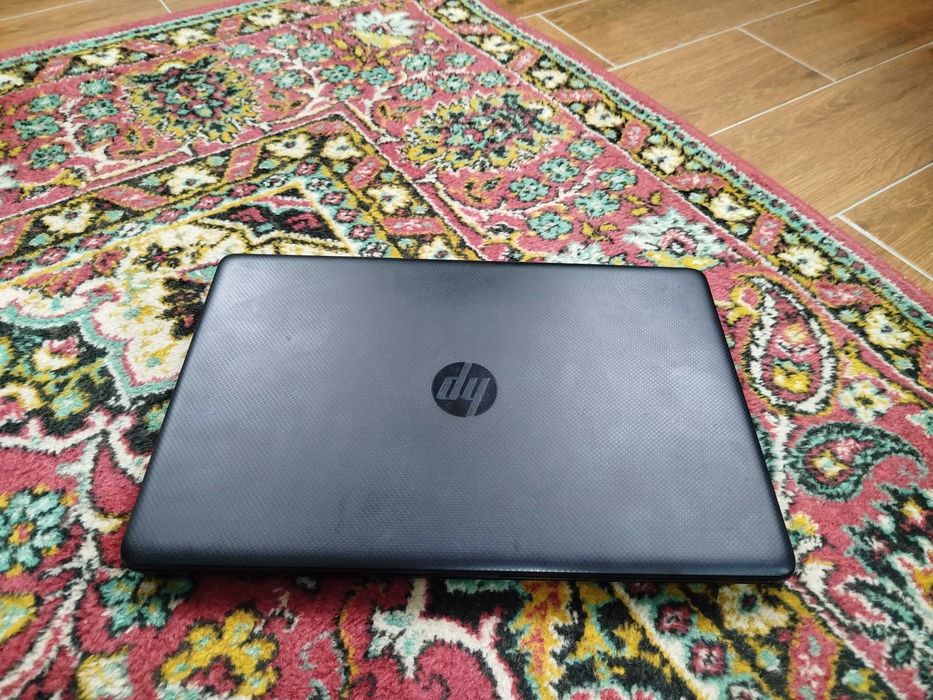 Ноутбук Hp Ryzen 3 3200u.