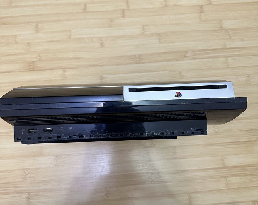 Vand PLAYSTATION 3 Phat DEFECT (Ps3 defect)