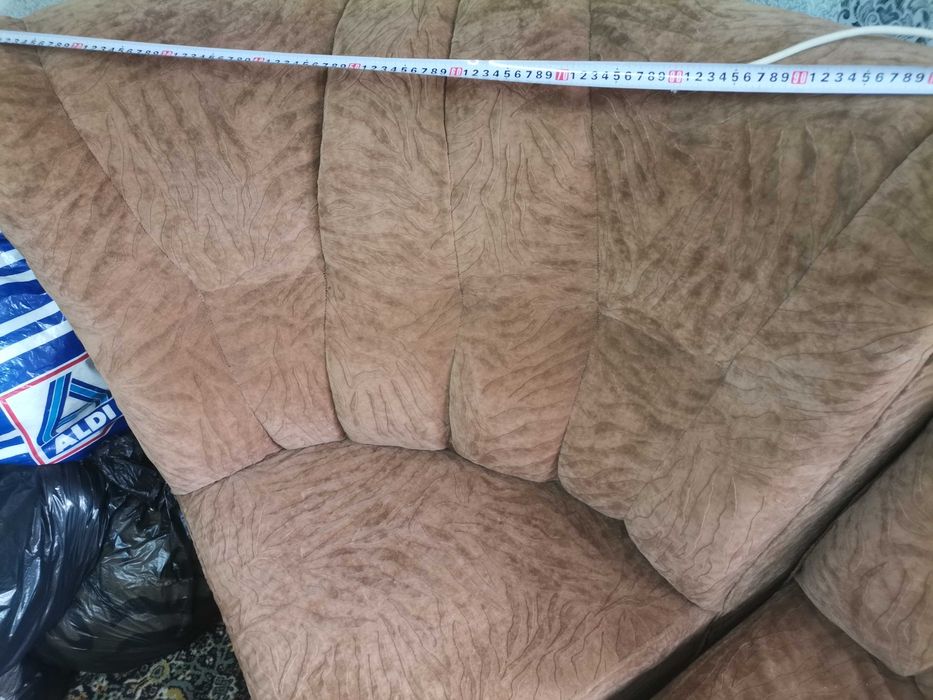 Продавам диван 450 лв