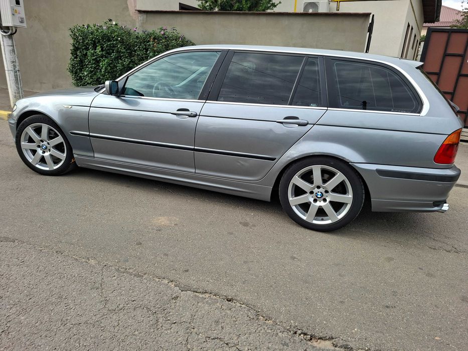 BMW 320i touring e46 an 2004