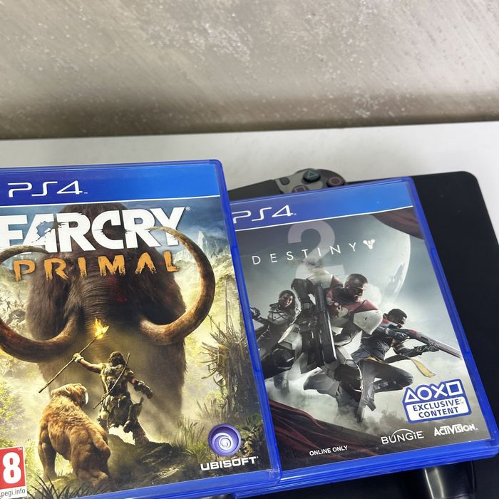 PS4 SLIM 500GB почистен