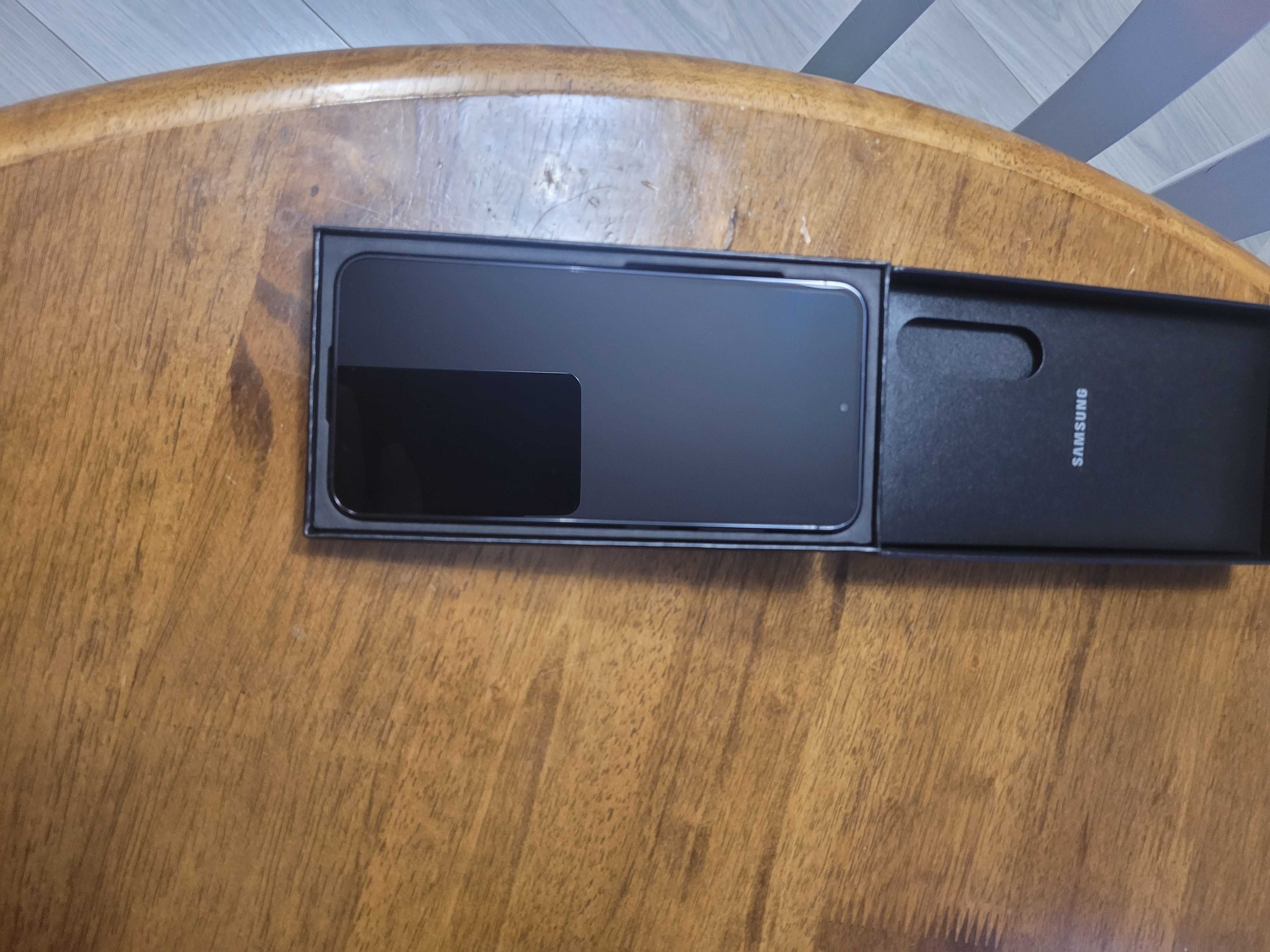 Samsung Galaxy S23 ENTERPRISE EDITION - nou in cutie- 3550 RON