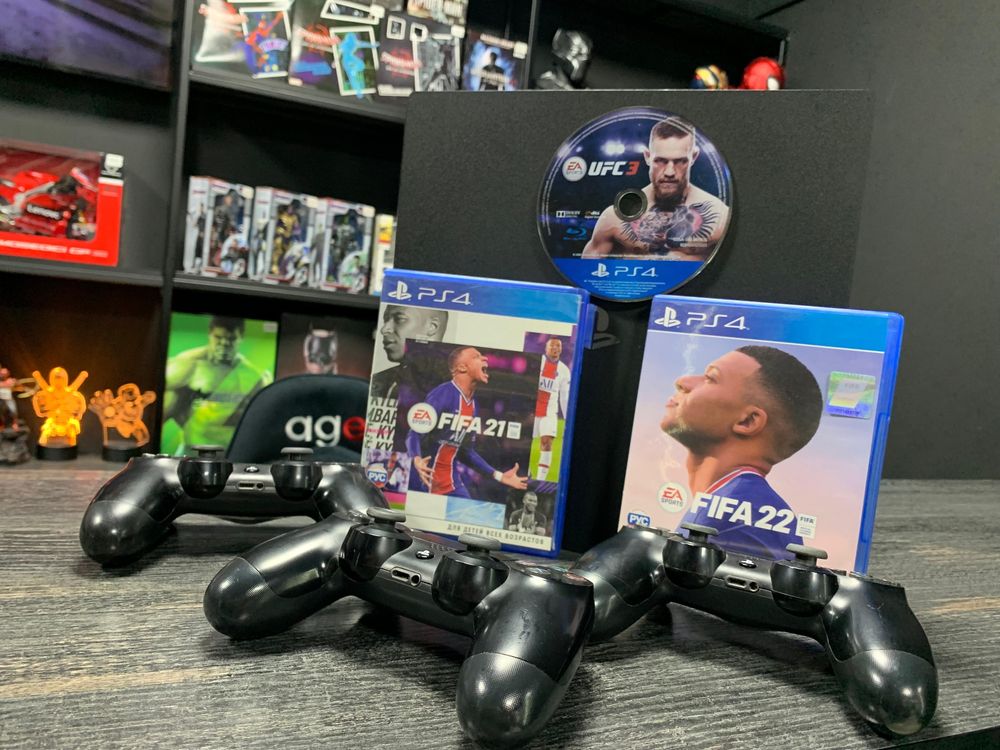 Sony PlayStation 4 Pro 1 tb+games