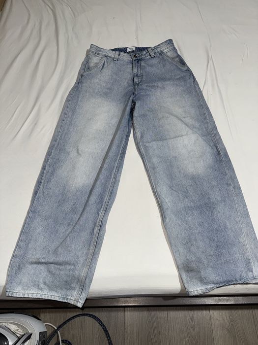 Vand 3 perechi de pantaloni (separati sau impreuna 130 lei pereche)