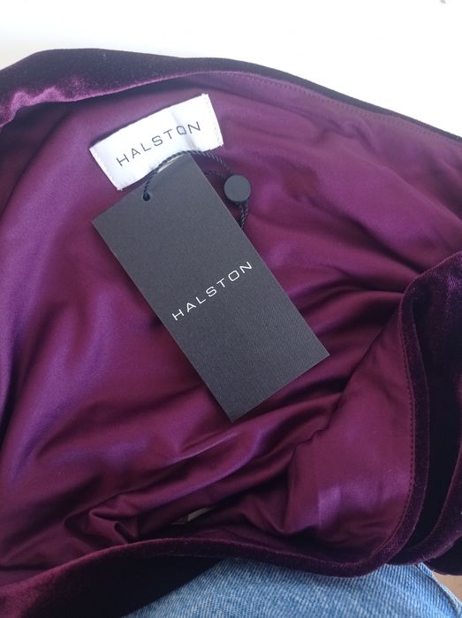 Рокля от кадифе Halston