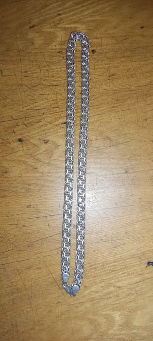 Продам серебро цепочку 117 граммов заватской за грам 33000