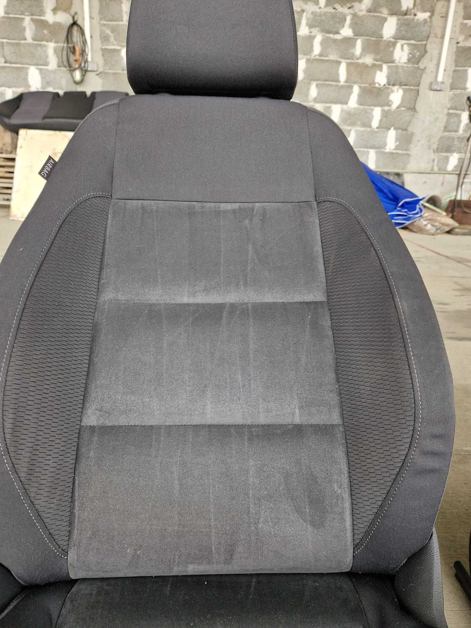 VW Golf VII - пасажерска  седалка