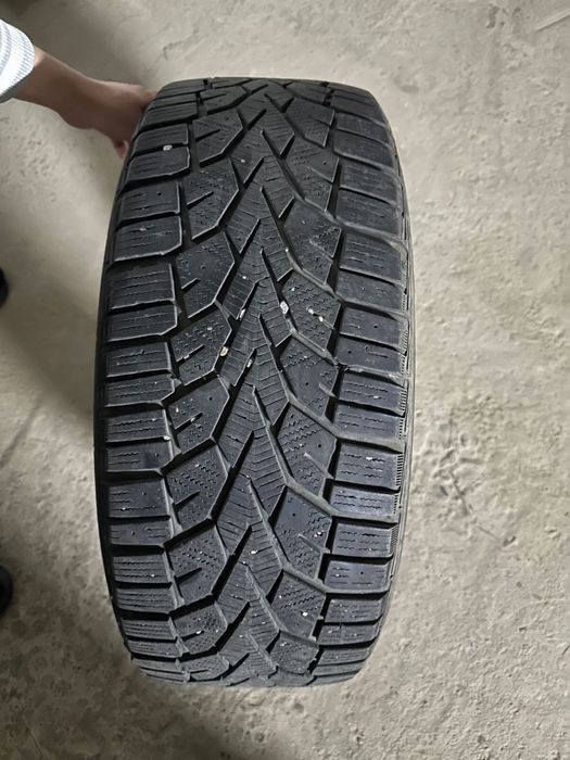 Продам 4 баллона R17