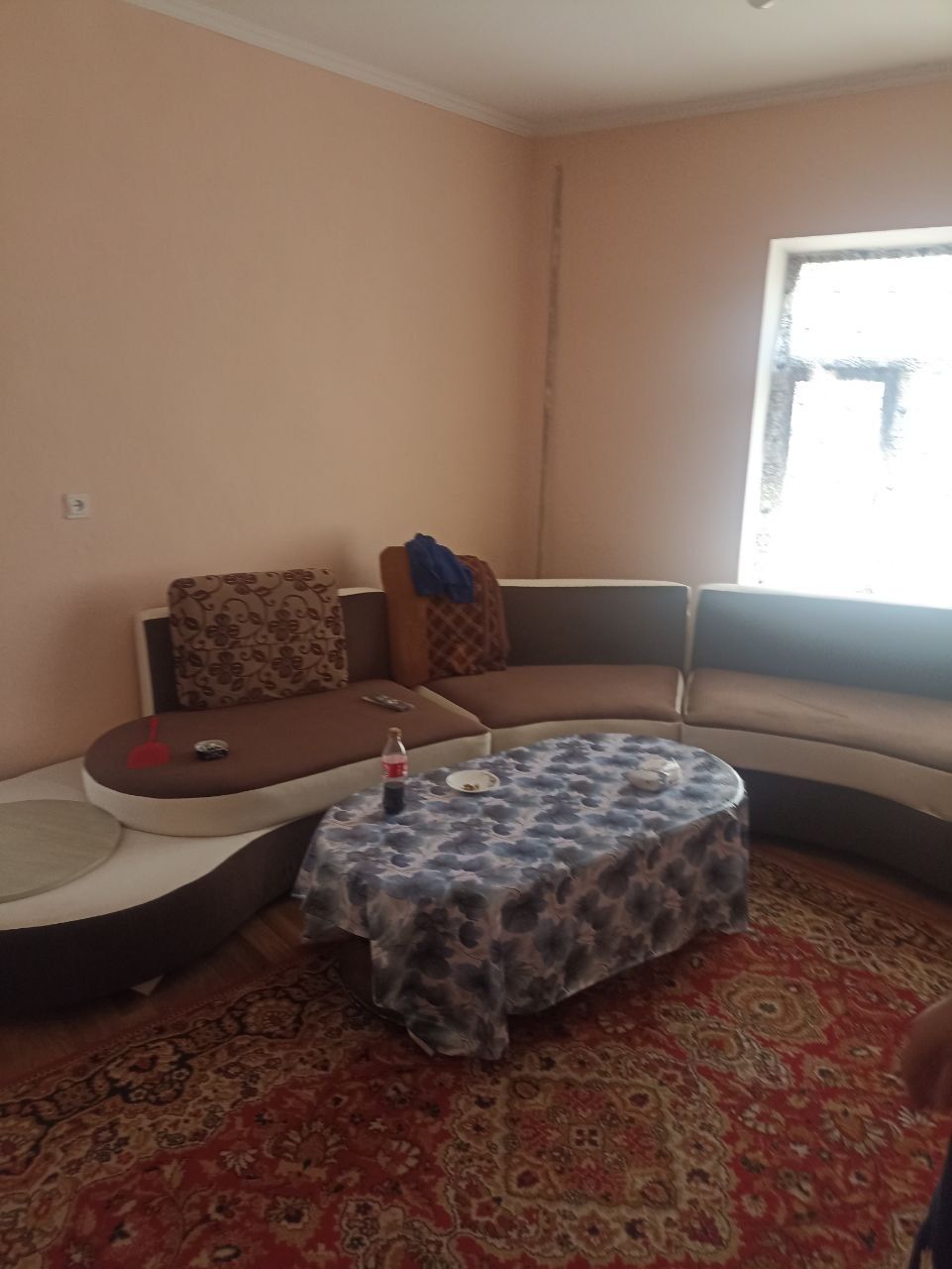 Продаётся Дом 5 ком 8 соток, в Янгиюле Джун Шабнам