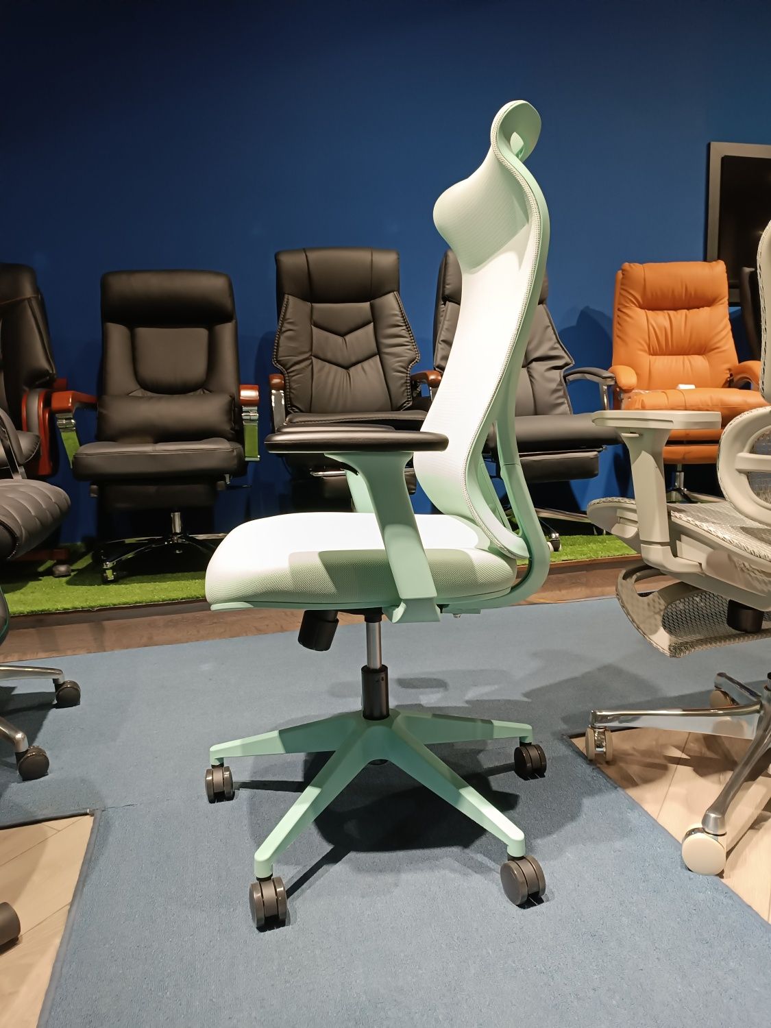 LA NESSA Ofis va xonadoningiz uchun kreslo