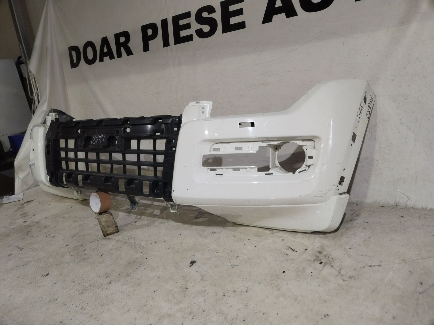 Bara fata Mitsubishi Pajero, facelift, 2014, 2015, 2016, 2017, 2018, 2019, 2020, 2021, cod origine OE 6400G152ZZ.