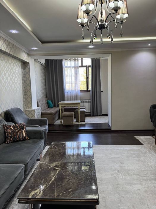 Квартира на Ц4-метро А.Кадырий 3/4/4 общ пл 70м  с обстановкой