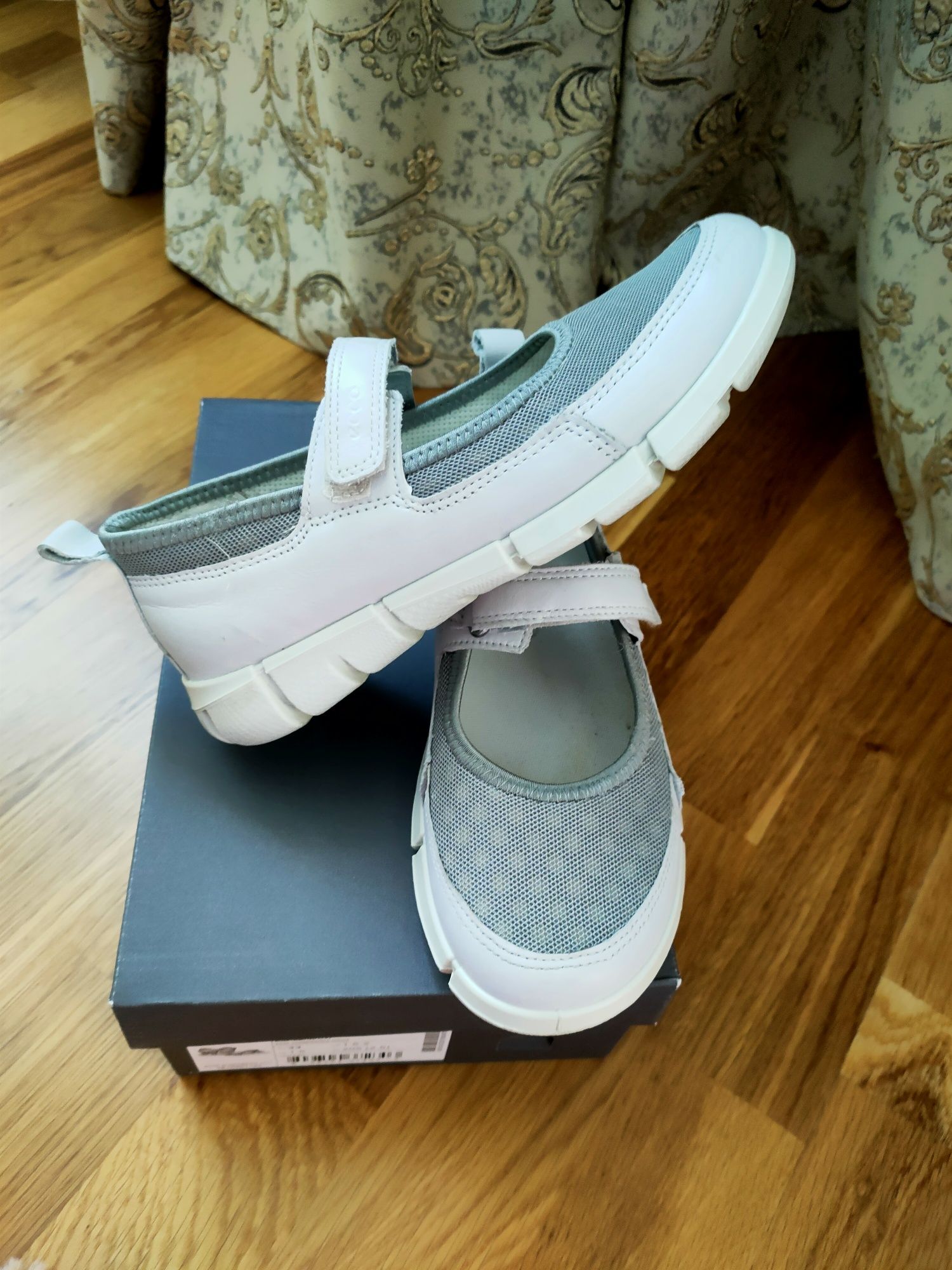 Sandale, papuci, Zara ecco, next mărimea 33