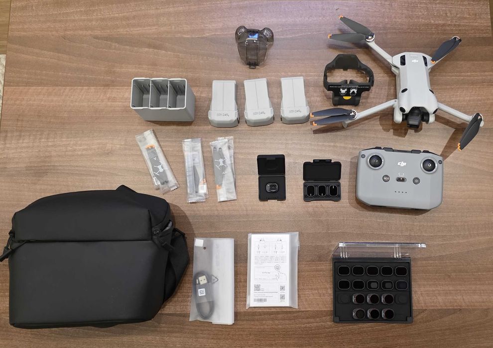 DJI Mini 4 Pro – 3 luni vechime, ca nouă – Full Kit (Oradea / livrare)