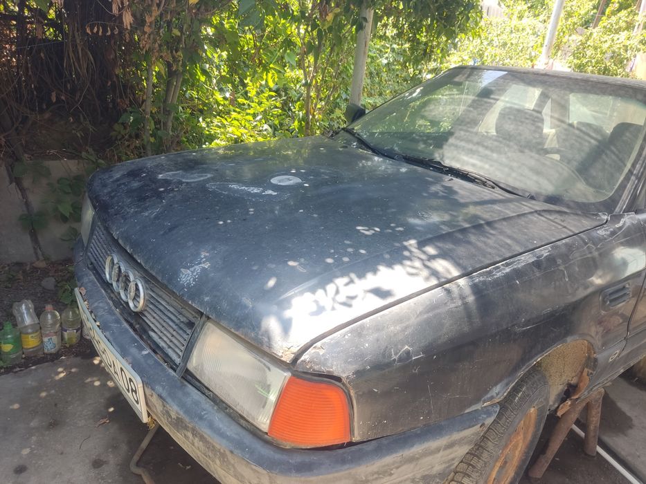 Продаю машину срочно.