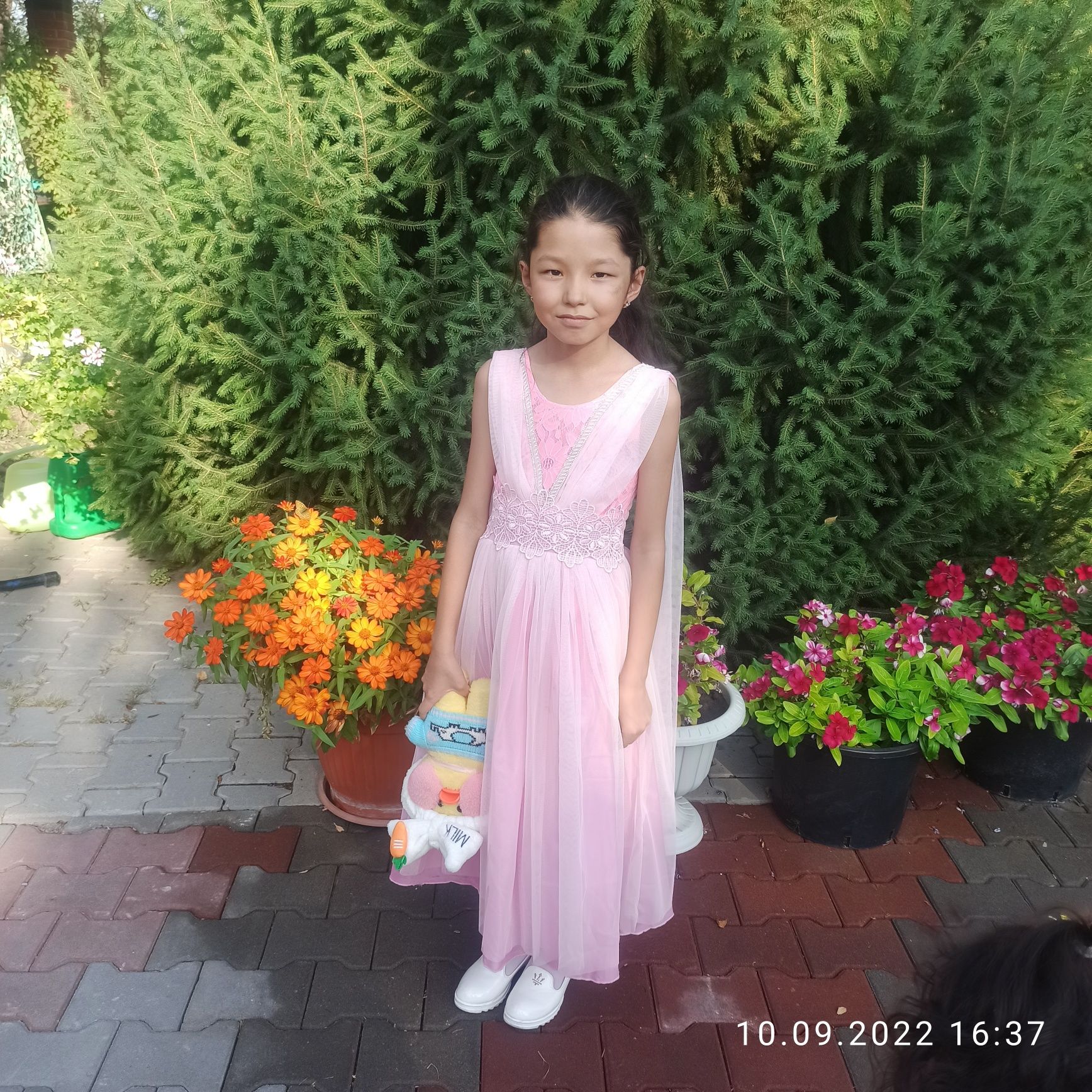Платье на девочку 7-8 лет