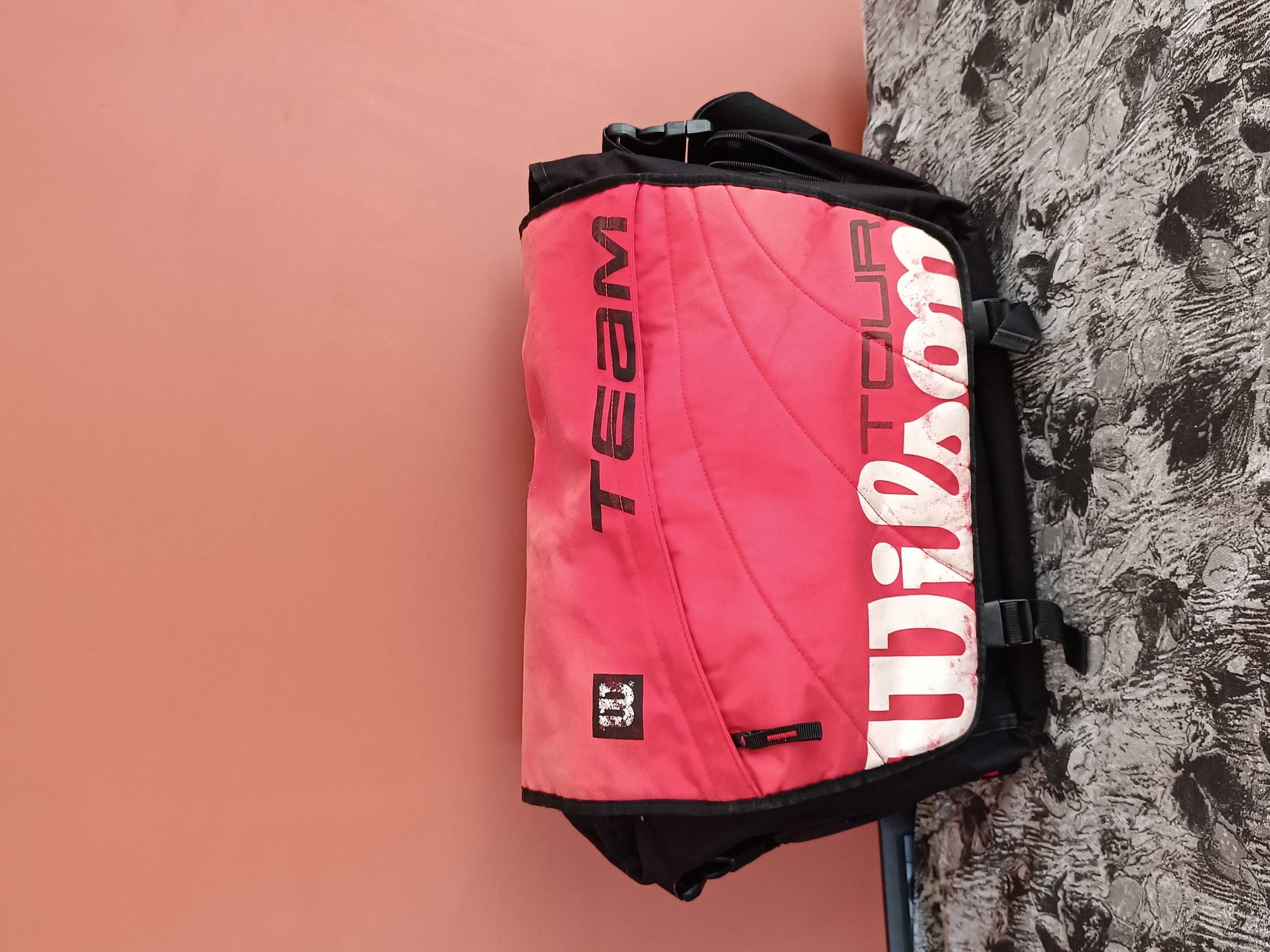 Wilson Tour TeamВ Добро Състояние