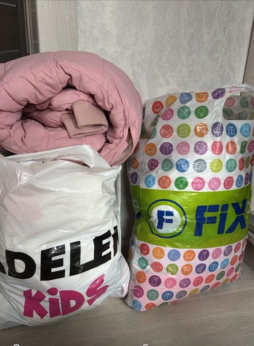 Отдам вещи на девочку