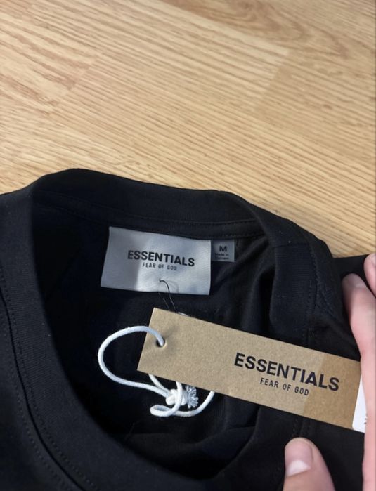 Tricou essentials marimea M