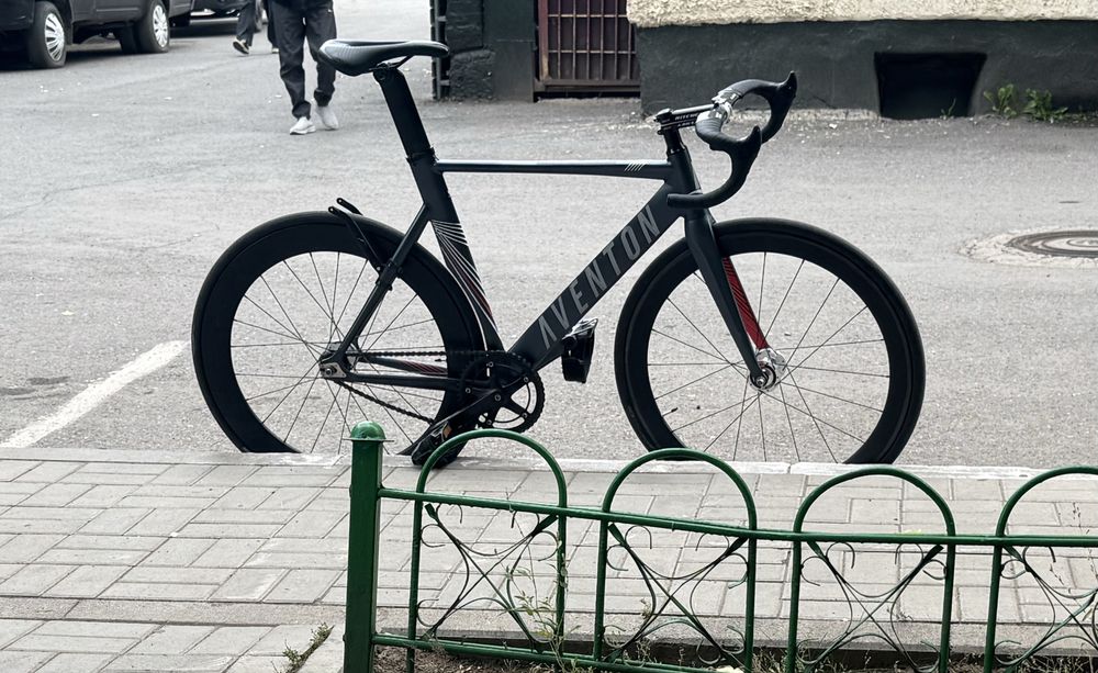 Aventon mataro,трековый велосипед ,фикс