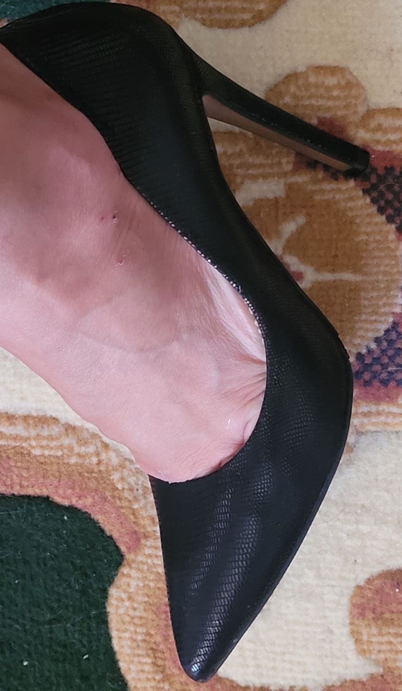 Pantofi negru pierlat