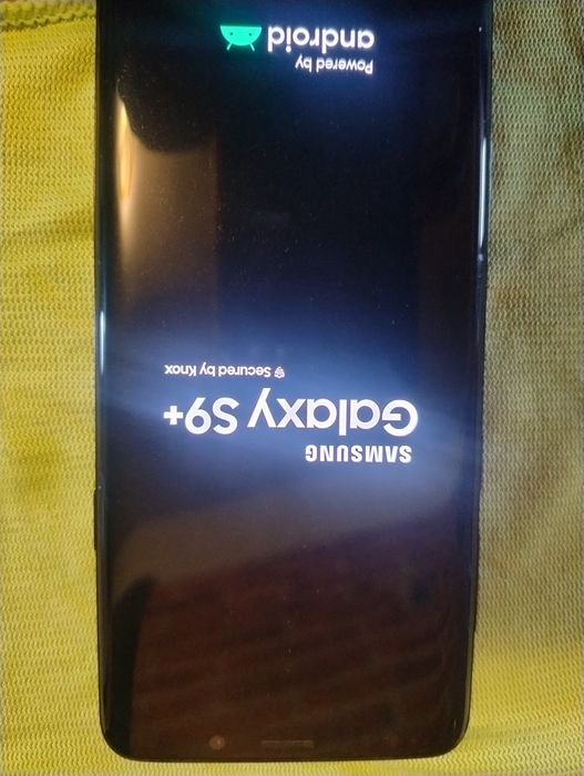 Vând Samsung s9+