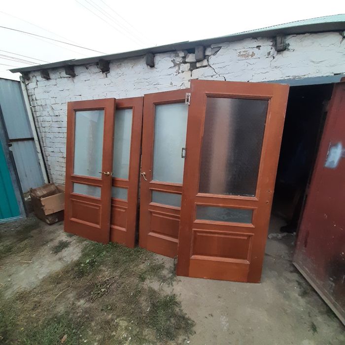 Есик сатылады агаш есиктер размер 70 тен 3 есик 90 нан 2 есик