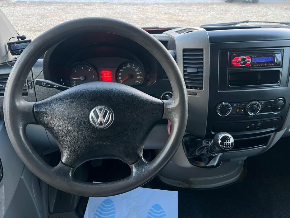 VW Crafter Mediu / 2012 / Euro 5 / AC / 3 locuri