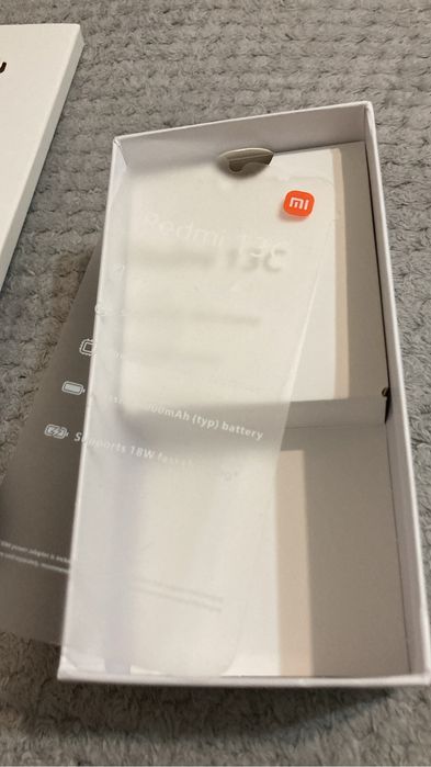 Redmi 13C продам новый