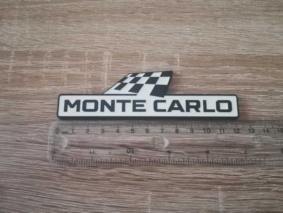 емблема Skoda Monte Carlo черно с бяло