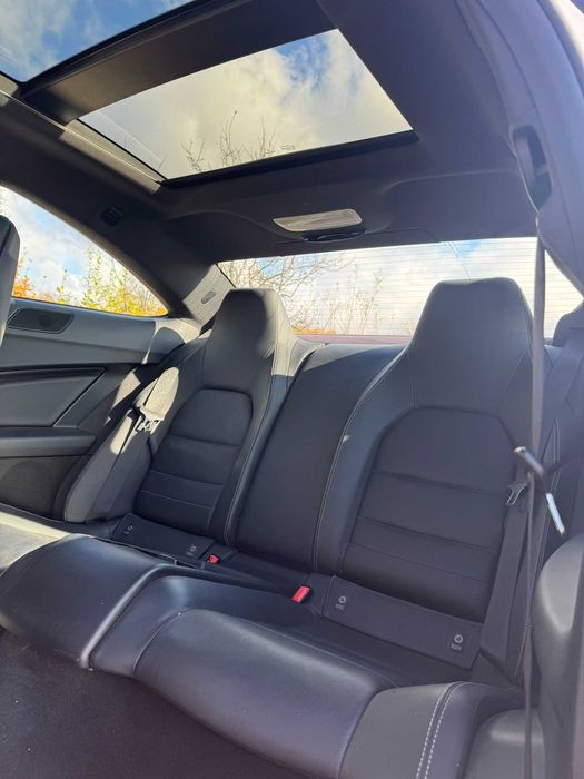 Mercedes C220 CDI W204 Coupe 98 k km Distronic Panoramic LED