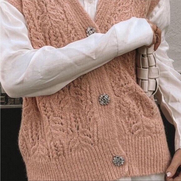 Vesta Zara cu nasturi bijuterie