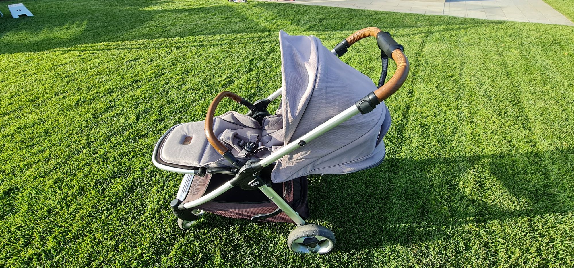 Комбинирана количка Mamas and Papas Sola Flip xt2 + ПОДАРЪЦИ