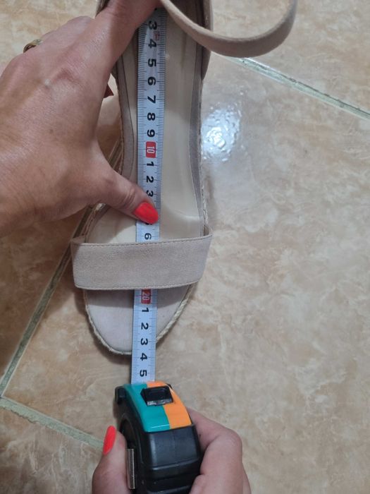 Sandale bej cu platforma