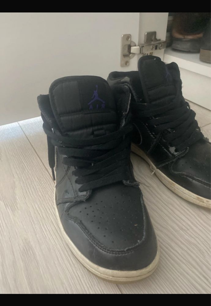 Jordan 1 Mid Space Jam