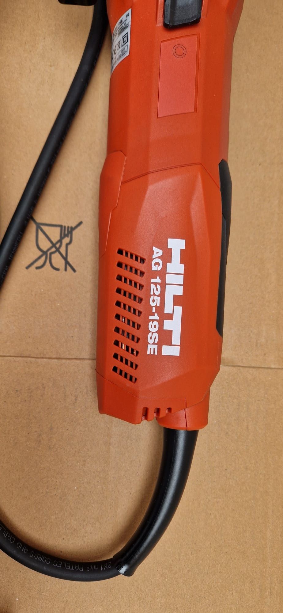 Hilti polizor de 1900 W cu variator