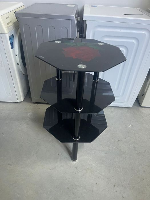 Стеклянные полки для ванны и зала