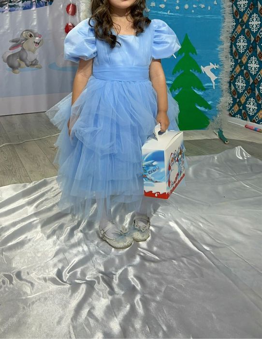 Продается платье на девочку