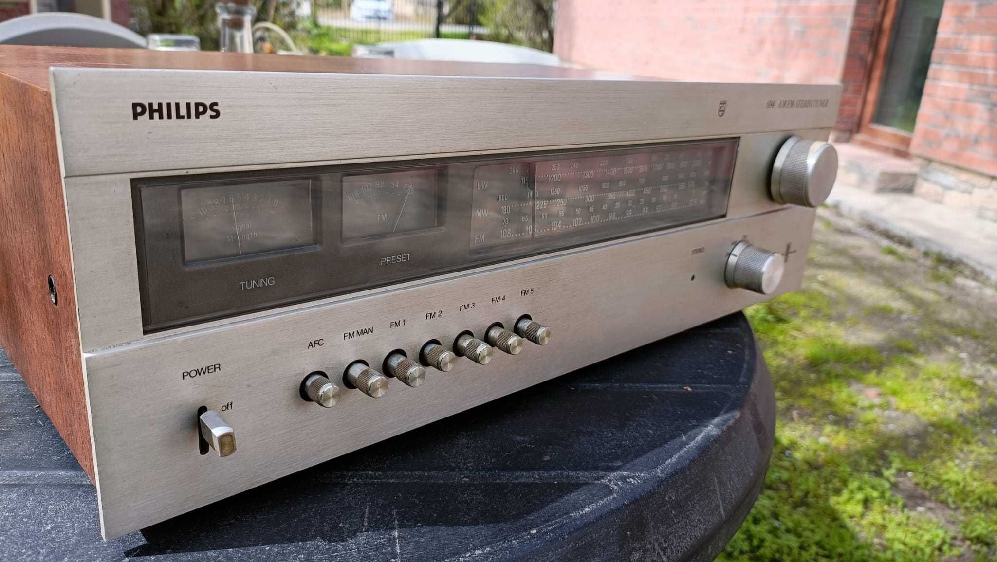 Philips 694 AM-FM Stereo Tuner