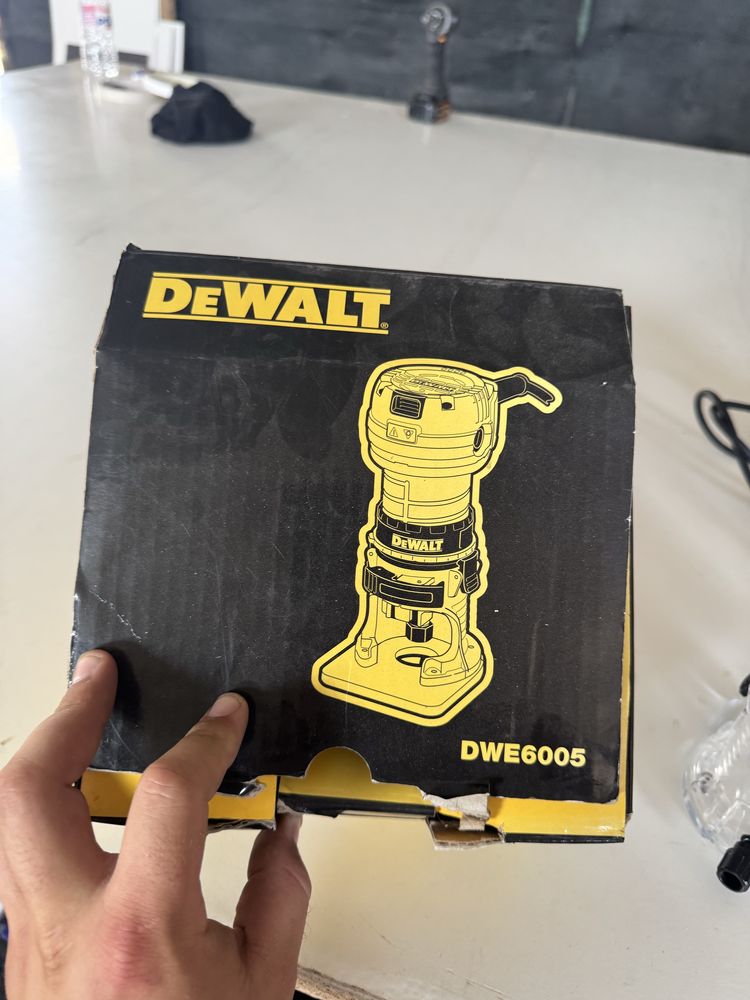 Обрефреза Dewalt