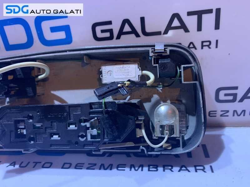 Plafoniera Lumini Lampa Iluminare Habitaclu Audi A4 B6 B7 Cabrio Decapotabil 2002 - 2009 Cod 8H0947111K