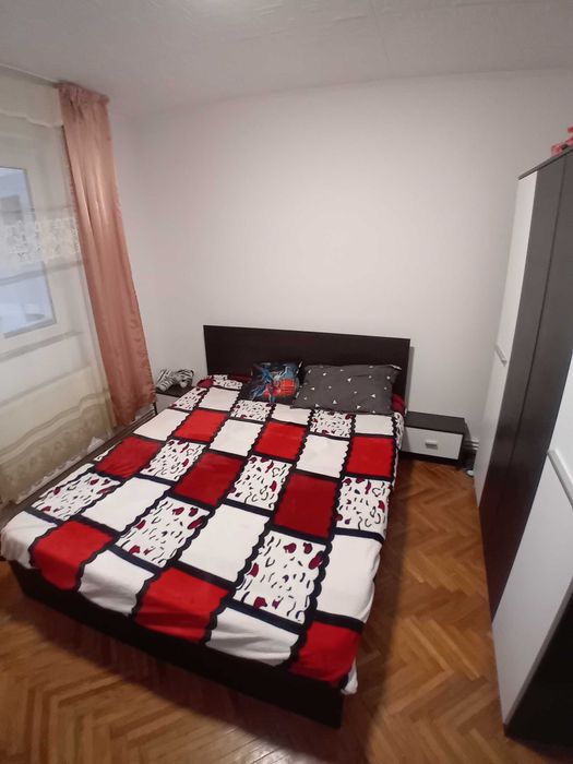 Vand apartament 2 camere