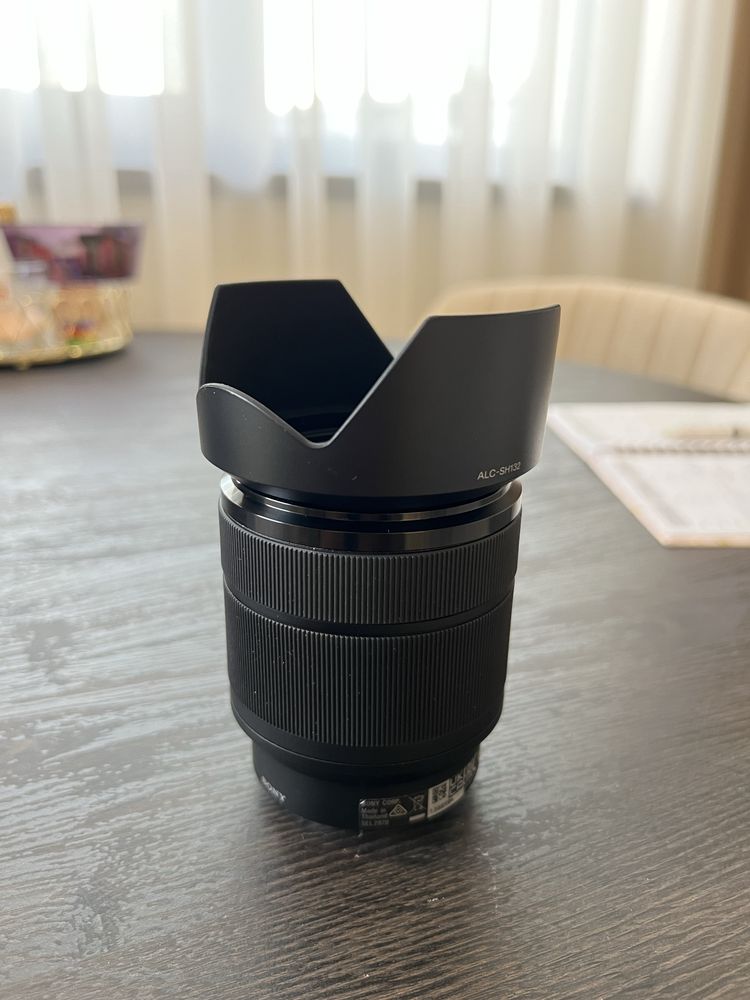 Lens Sony FE 28-70mm f / 3.5-5.6 OSSCode